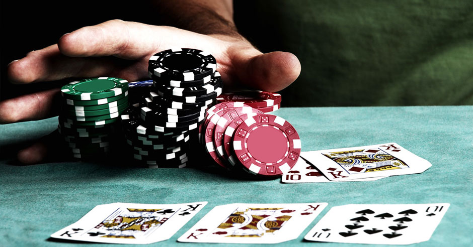 play poker texas holdem greece